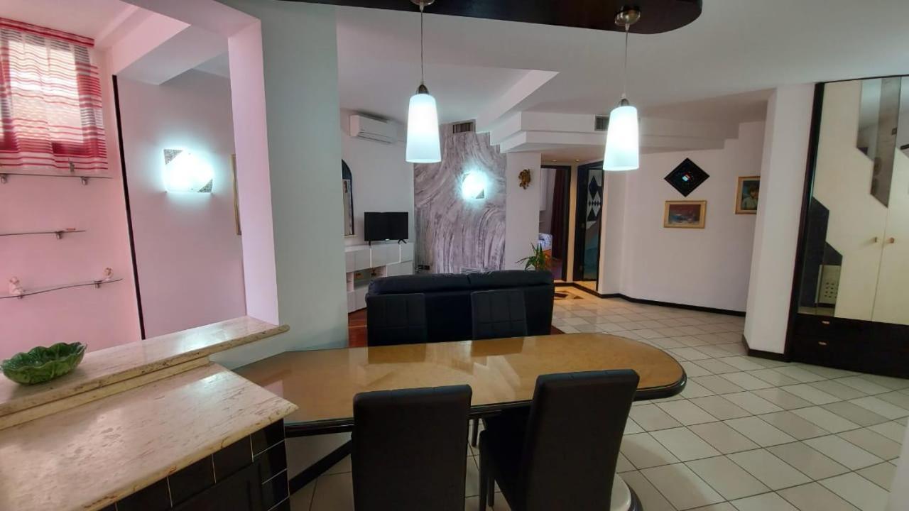 Clodia Beach One Sottomarina Bagian luar foto