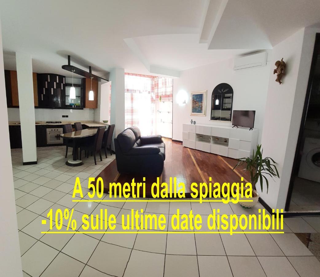 Clodia Beach One Sottomarina Bagian luar foto